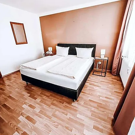 Zentral 3*